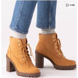 NWOB Tomberland Lana Point Lace up heeled boot size 8